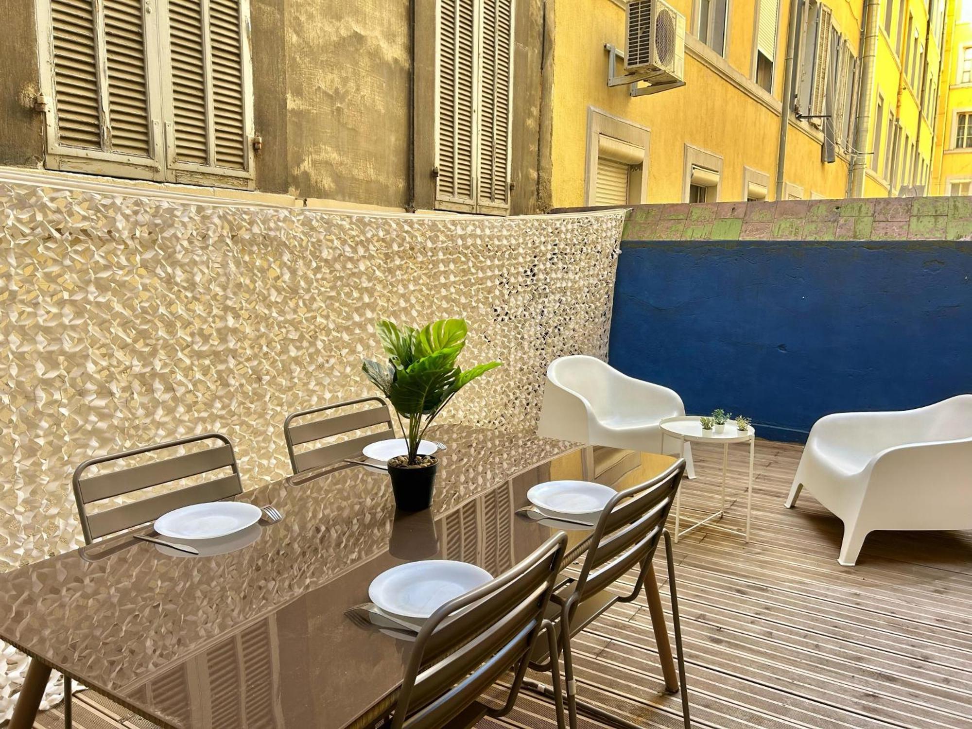Chez Marie Et Romain- Appartement De Charme Au Coeur De La Joliette Proche Panier Centre Ville Marseilles Exterior foto