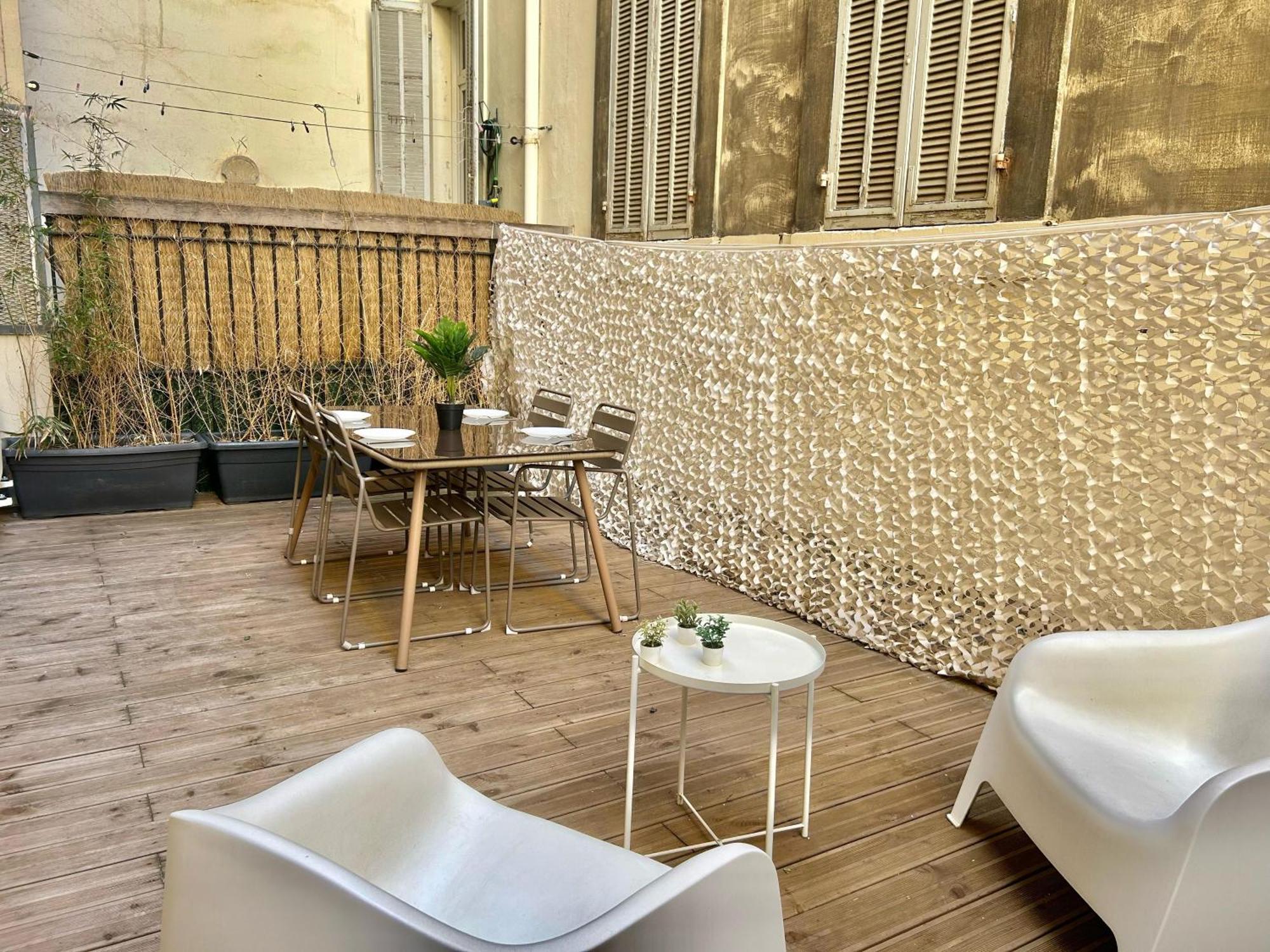 Chez Marie Et Romain- Appartement De Charme Au Coeur De La Joliette Proche Panier Centre Ville Marseilles Exterior foto