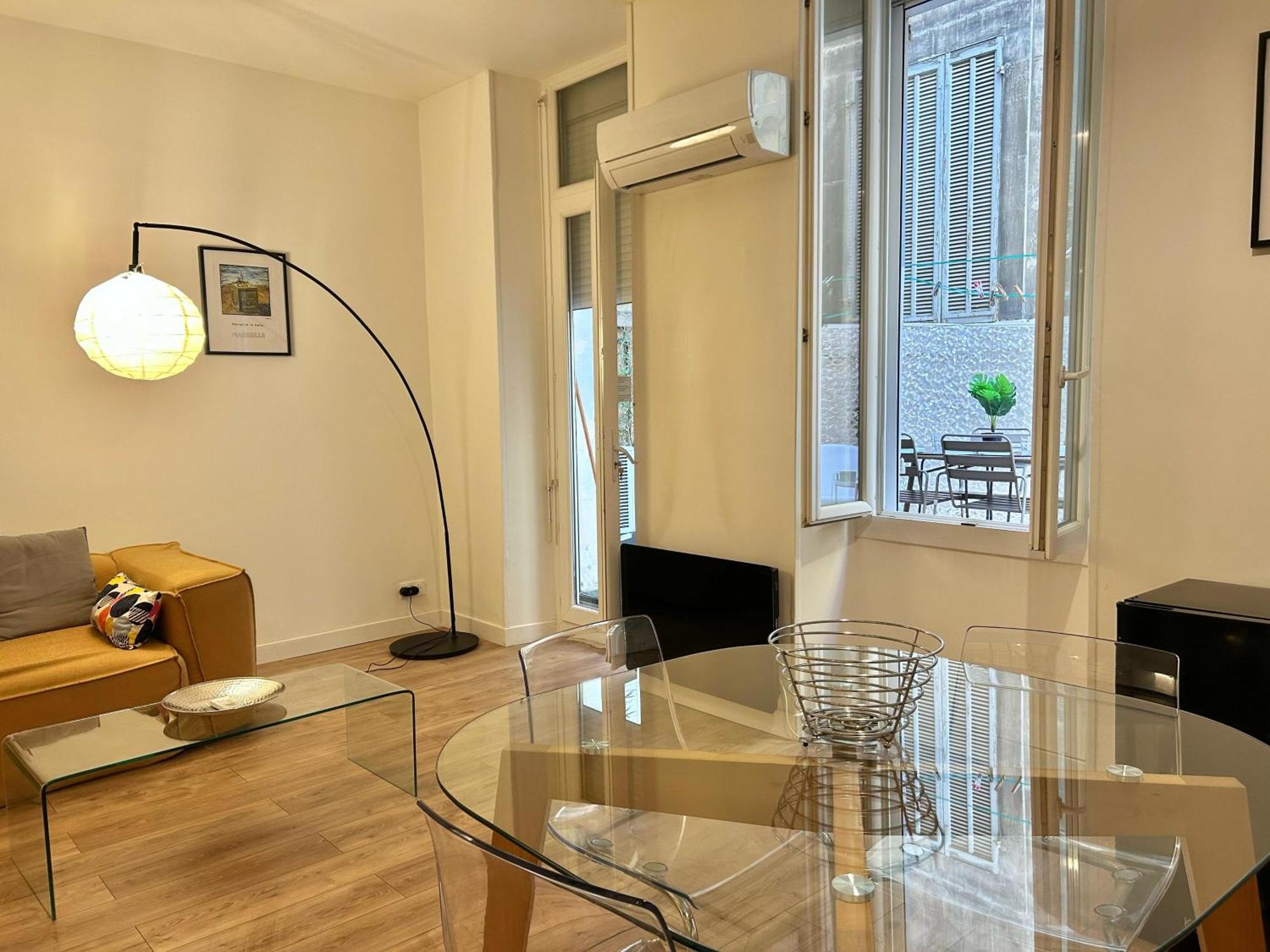 Chez Marie Et Romain- Appartement De Charme Au Coeur De La Joliette Proche Panier Centre Ville Marseilles Exterior foto